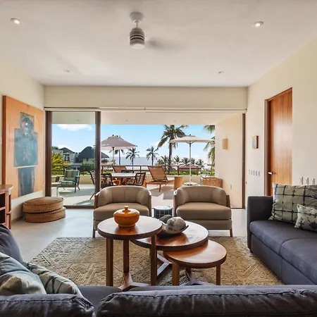 Marea Beachfront Villa H48