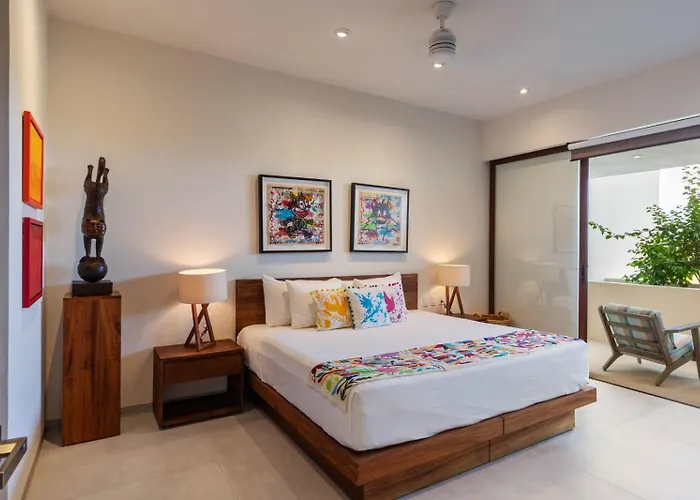 Marea Beachfront H48 Resort *
